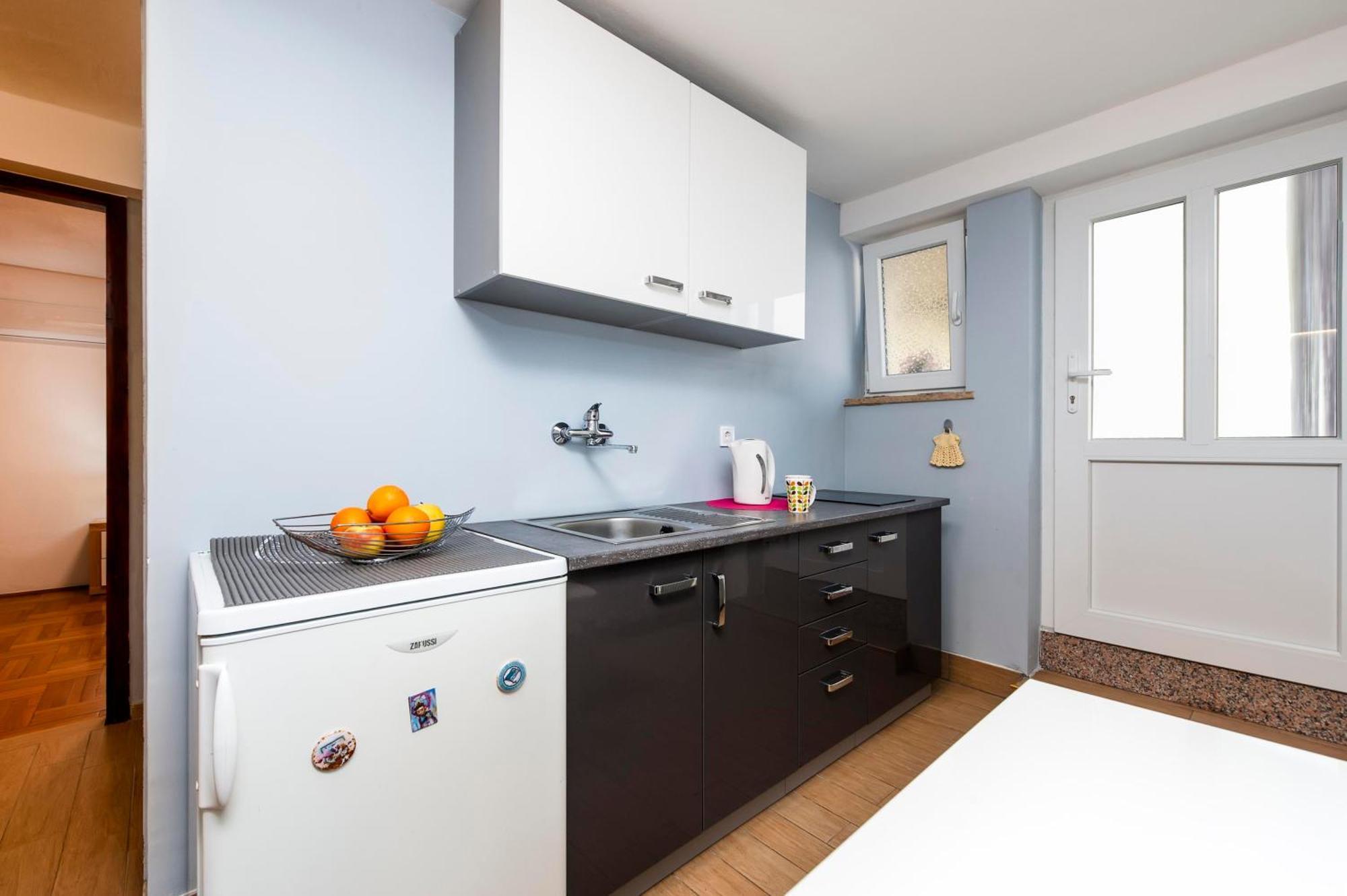 Apartments And Room Silvana โรวีน ภายนอก รูปภาพ