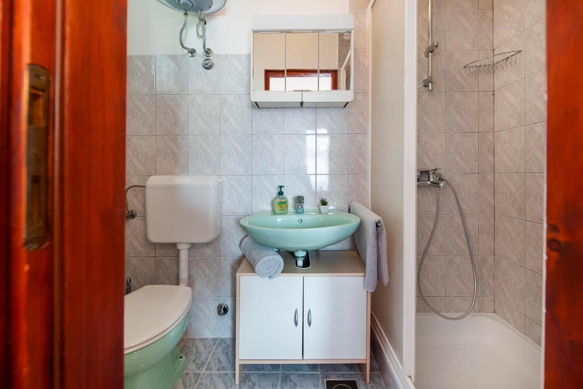 Apartments And Room Silvana โรวีน ภายนอก รูปภาพ