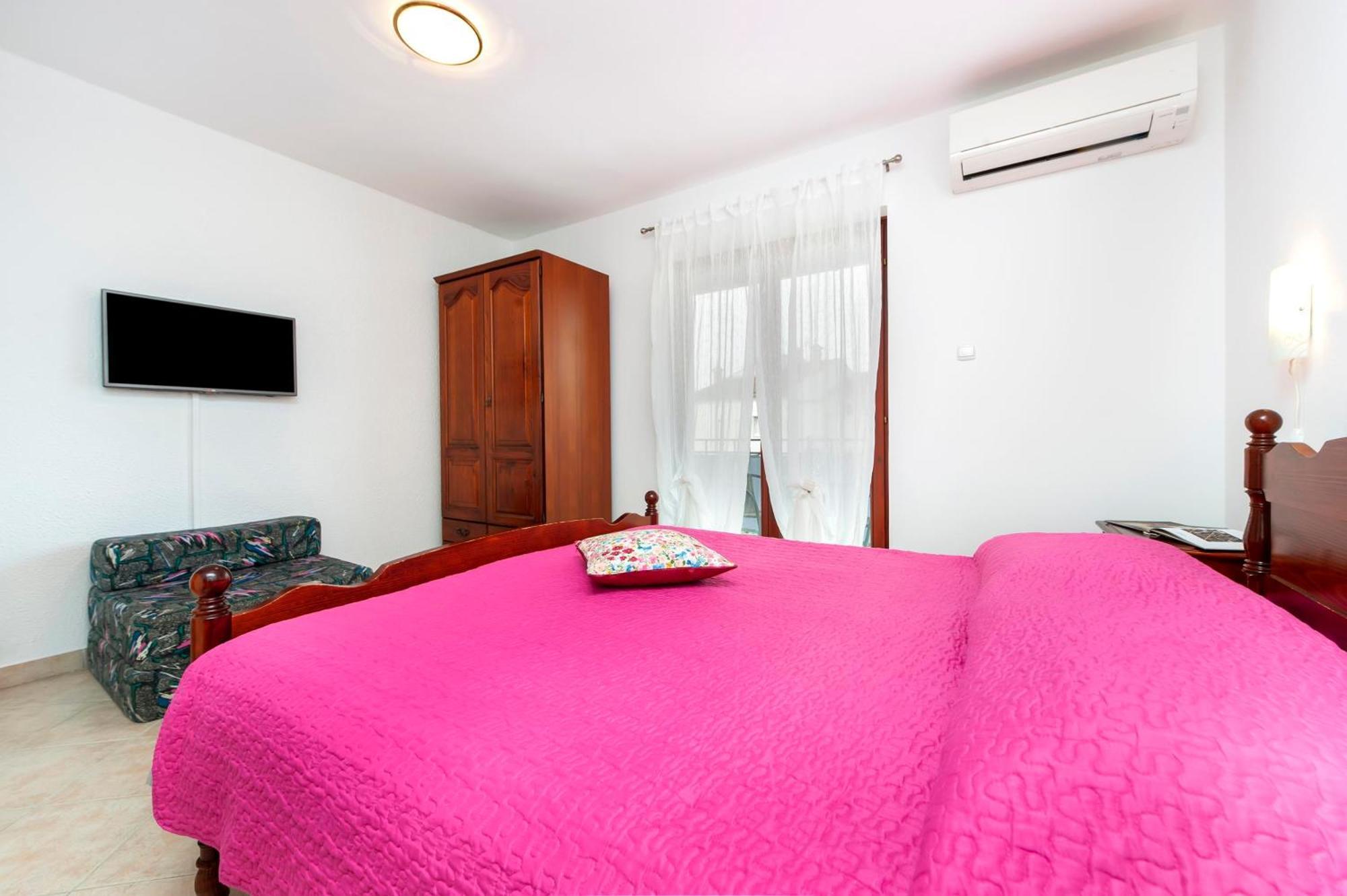 Apartments And Room Silvana โรวีน ห้อง รูปภาพ
